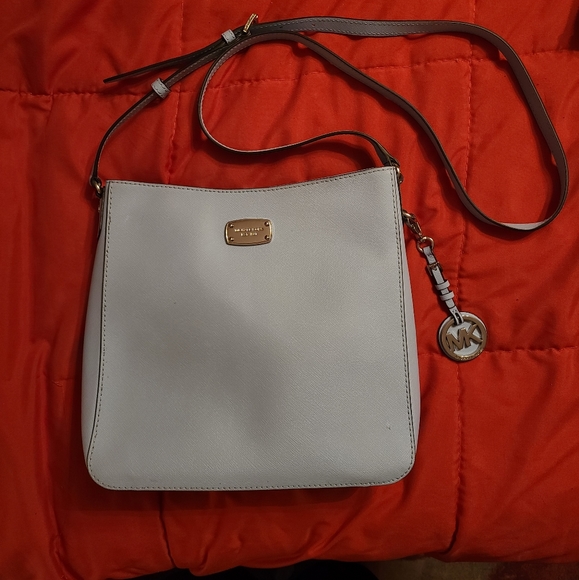 Michael Kors Crossbody - Picture 1 of 3